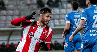 Vis Pesaro-Ascoli 1-1: Ndoj risponde a Vezzoni, bianconeri a –9 dalla vetta